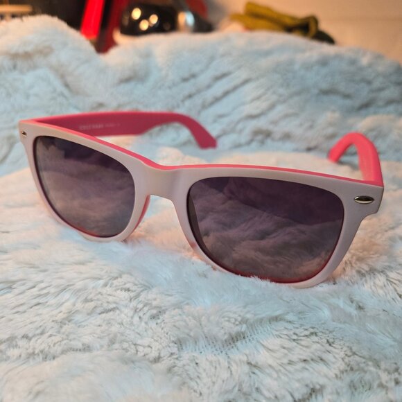 Cole Haan Accessories - Cole Haan ZEROGRAND Sunglasses Blush/Rose! Rare elegant! Lifetime shades!